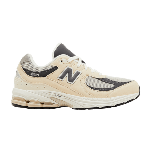 New Balance 2002R Sandstone Magnet (GS)