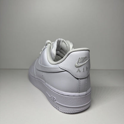 Nike Air Force 1 '07 'White' CW2288-111 Sneaker Weiß Retro Sportschuh Klassiker