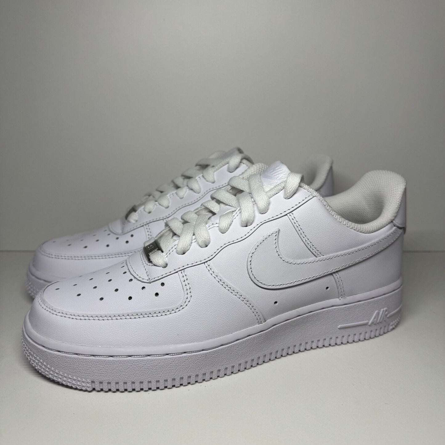 Nike Air Force 1 '07 'White' CW2288-111 Sneaker Weiß Retro Sportschuh Klassiker