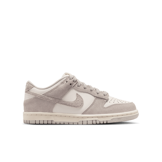Nike Dunk Low SE Suede Beige (GS)
